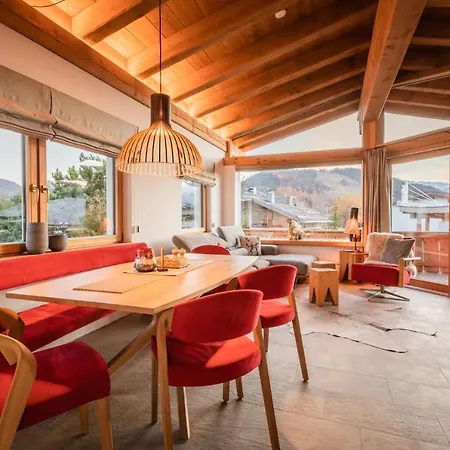 Loewen Chalet