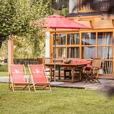 Loewen Chalet *