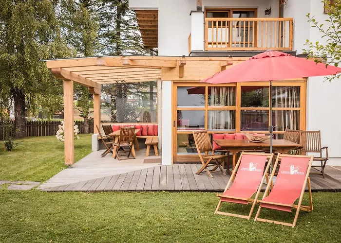 Loewen Chalet Seefeld in Tirol